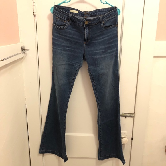 Kut from the Kloth Flare Jeans - Picture 4 of 7